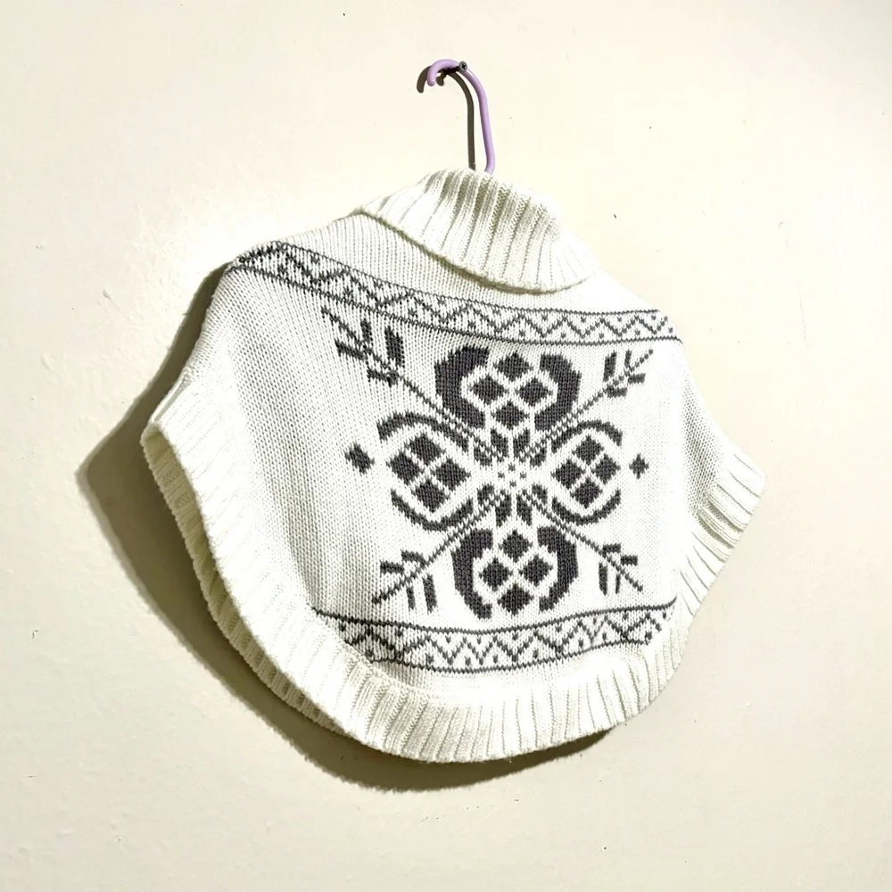 OshKosh B'gosh Fair Isle Knit Cape Poncho Pullover Gray‎ White Girls 3T